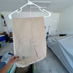 IZOD khaki pant 38x30